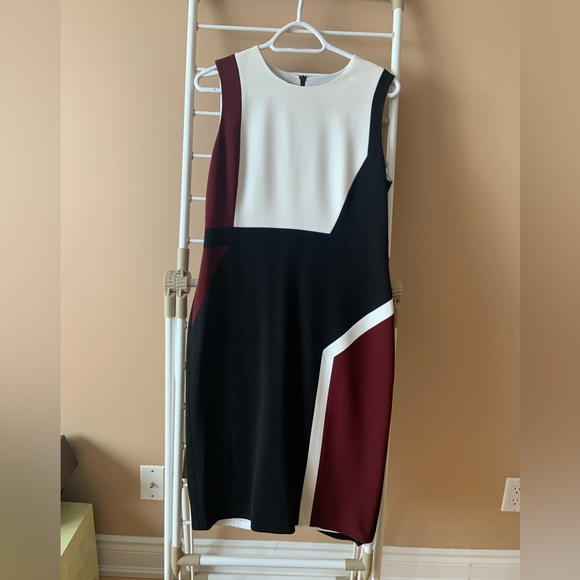Judith & Charles Black, Ivory and Burgundy Sheath Dress Size 10 - Picture 1 of 9